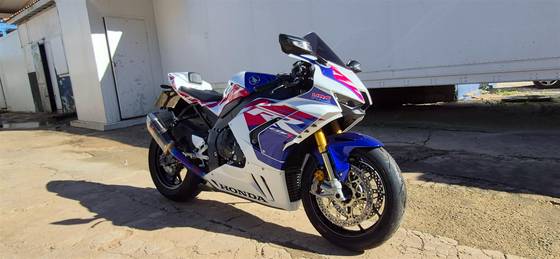 HONDA CBR 1000RR-R FIREBLADE SP 